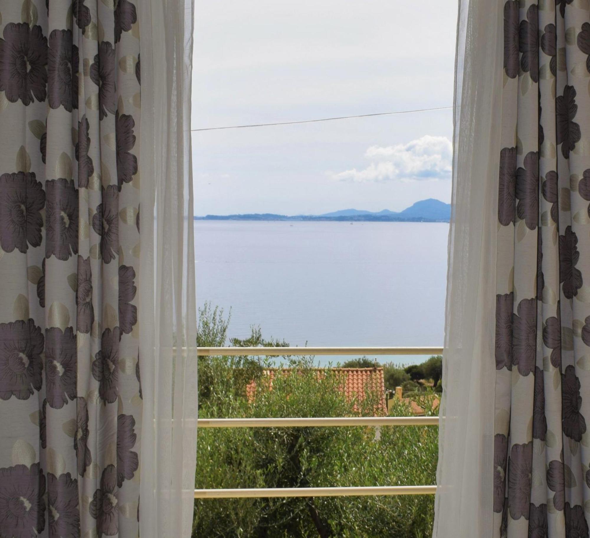 Paradisus Apartments Barbáti Kültér fotó