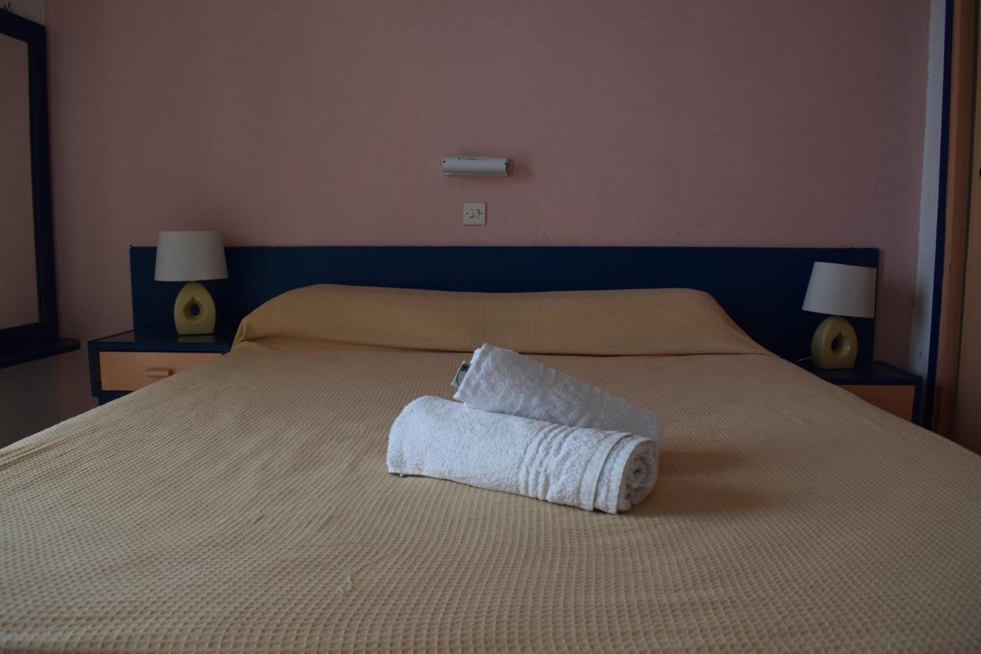 Paradisus Apartments Barbáti Kültér fotó
