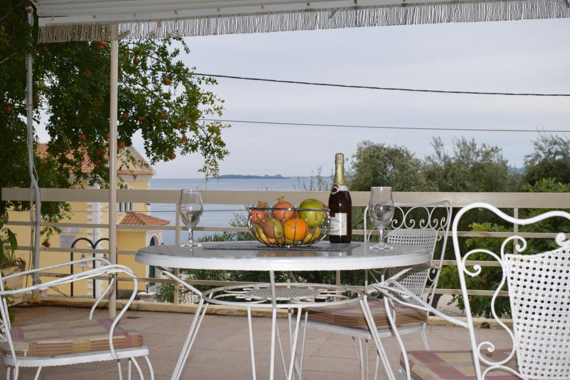 Paradisus Apartments Barbáti Kültér fotó
