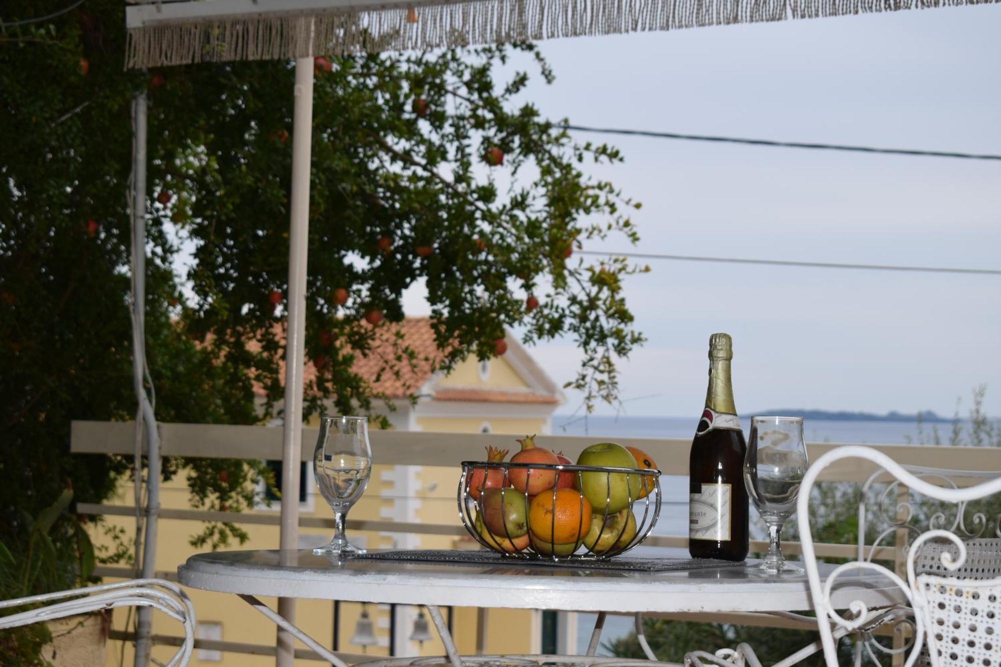 Paradisus Apartments Barbáti Kültér fotó