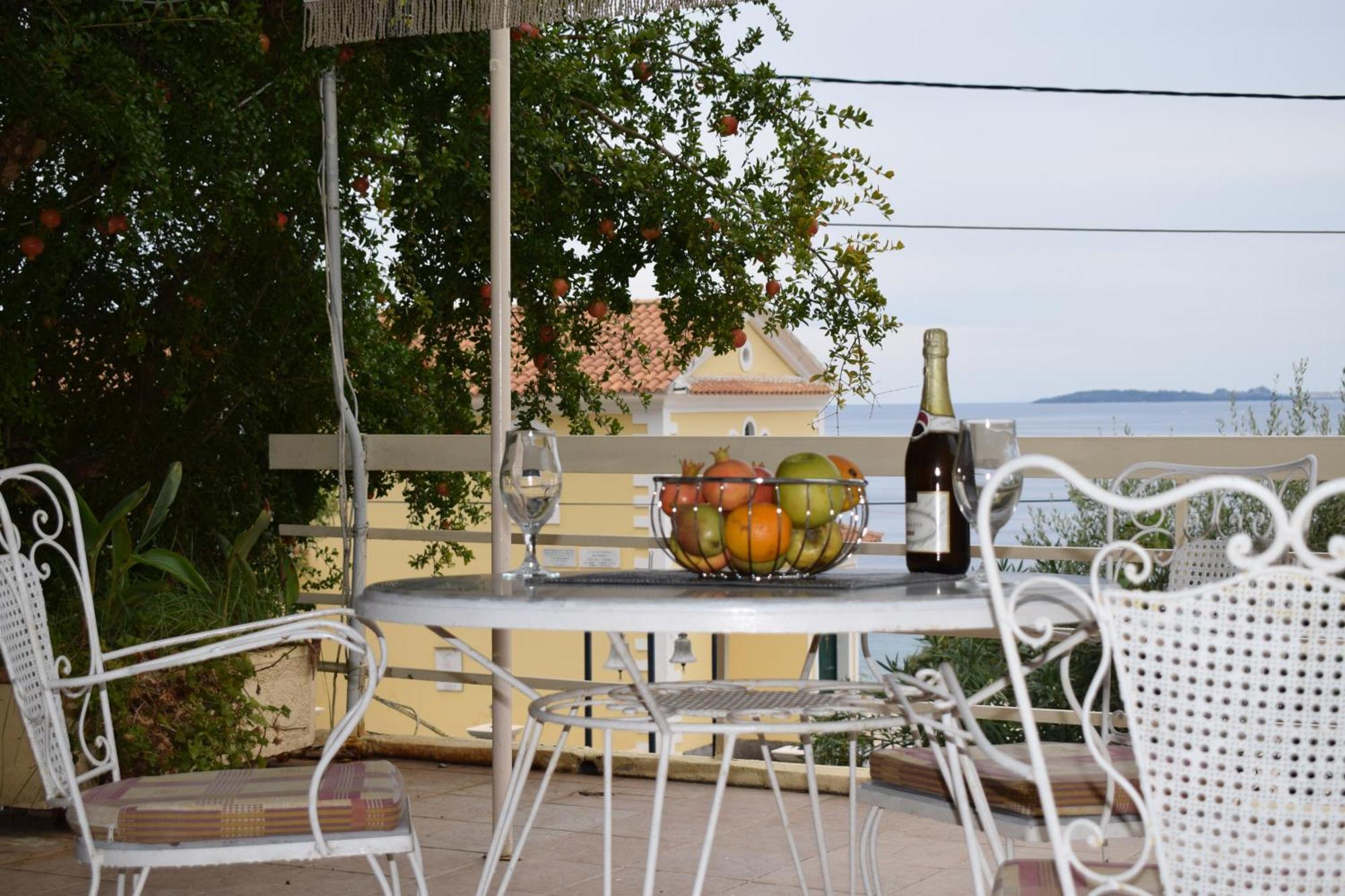 Paradisus Apartments Barbáti Kültér fotó