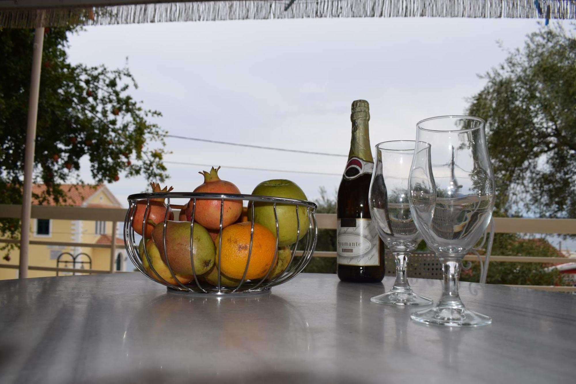Paradisus Apartments Barbáti Kültér fotó